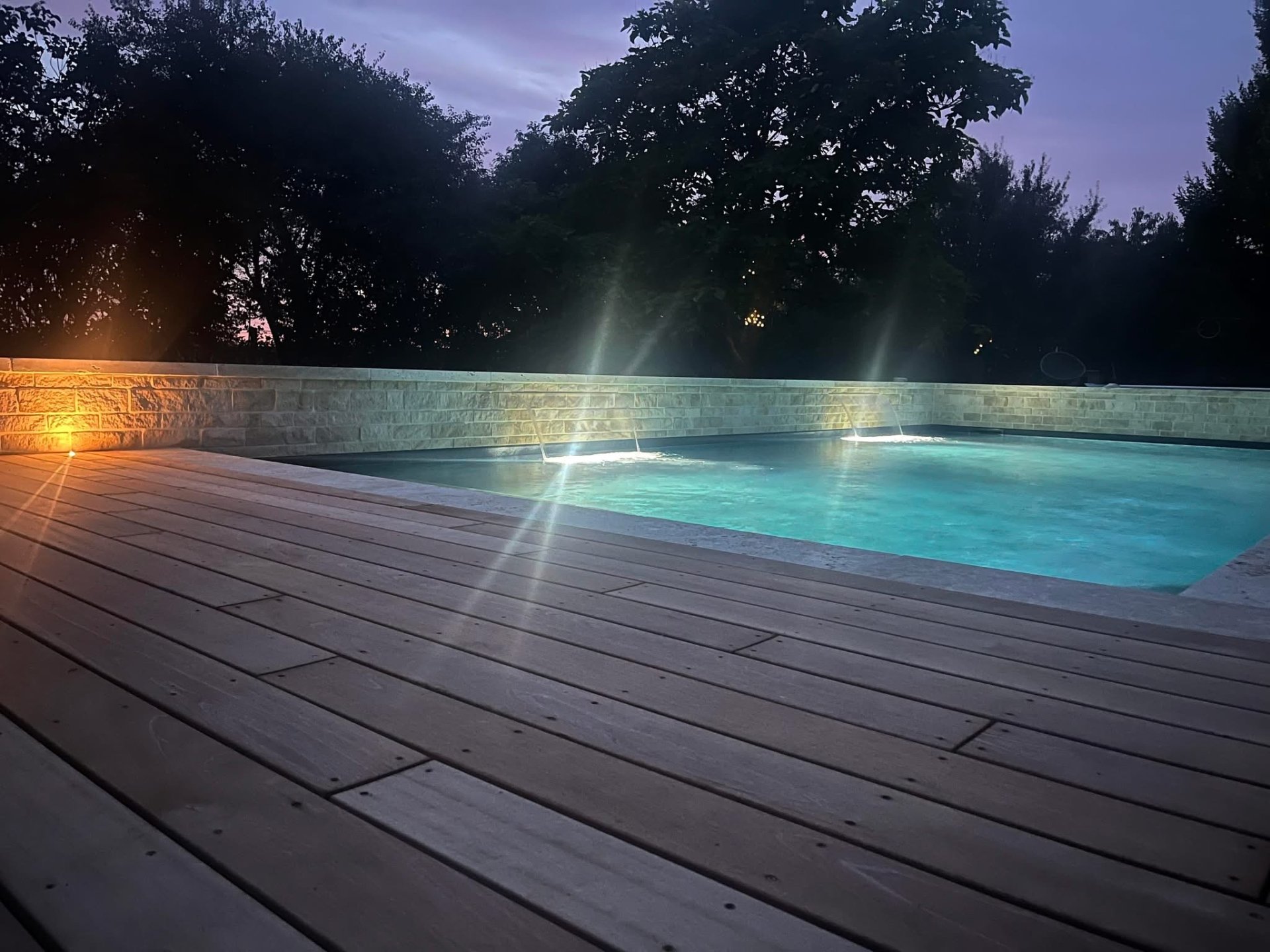 Proximité, écoute et savoir-faire au bord de votre piscine | Design Piscine